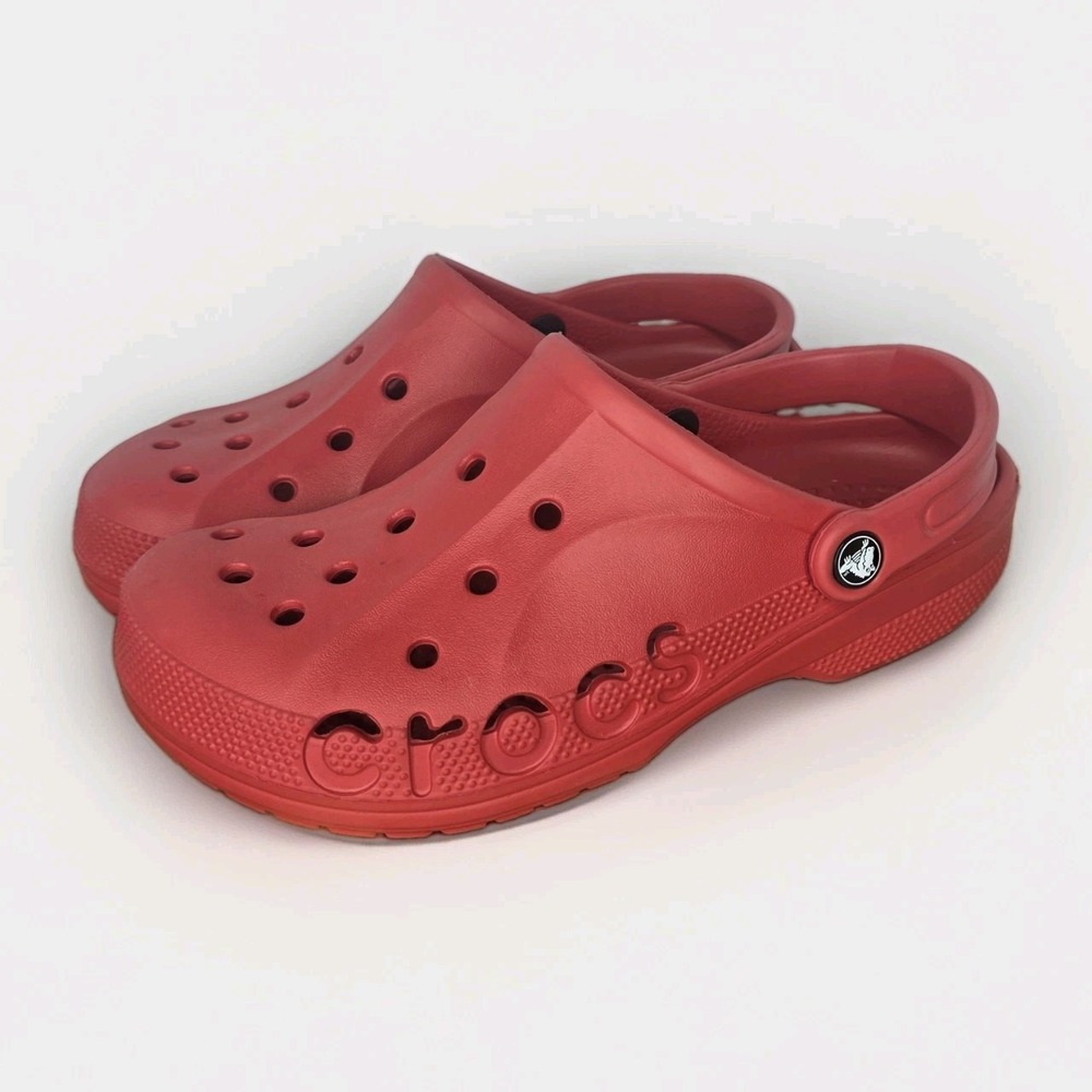Crocs Baya Unisex Clog Pepper Red Women's Size 9/ Men's 7-Casual Water-Friendly